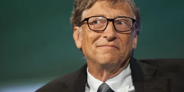 Bill Gates revela el trabajo que desafiará a la inteligencia artificial y asegura su futuro ante la revolución tecnológica