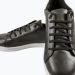 Consigue las zapatillas clásicas de moda por menos de $21.000: los secretos de la ganga que está revolucionando el mercado argentino