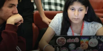 Descubrí cómo acceder a una de las 150 exclusivas becas de Google y Junior Achievement para potenciar tu carrera en Soporte IT