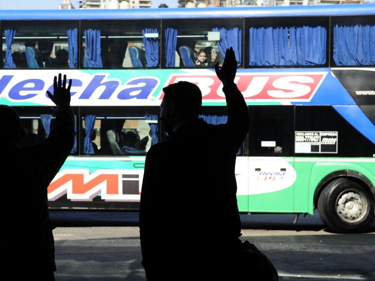 Descubrí cómo viajar en micro con hasta 30% de descuento y financiamiento en 12 cuotas sin interés en tus próximas vacaciones