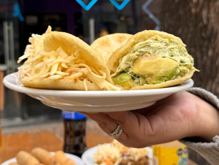 Descubrí la Noche de las Arepas en CABA: Horarios y las Mejores Promociones Imperdibles