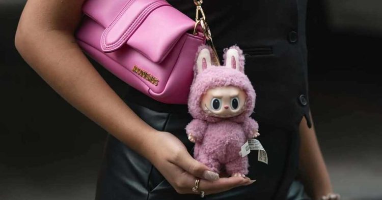 Descubrí la estrategia de Temu para conquistar el Día del Niño: los muñecos 'Labubu' que arrasan en redes y cómo obtenerlos con envío gratis