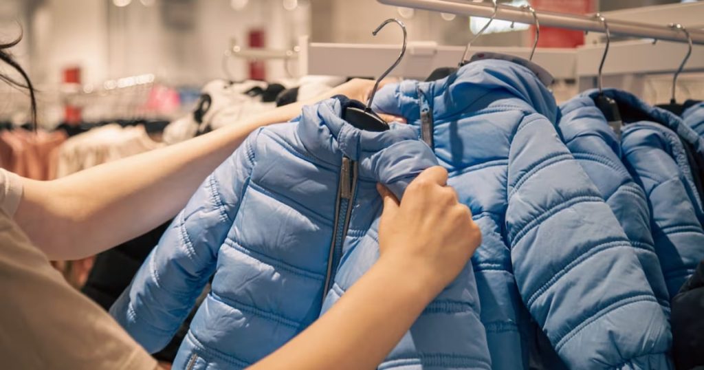 Descubrí la oferta imperdible: camperas para todas las edades a mitad de precio en este supermercado