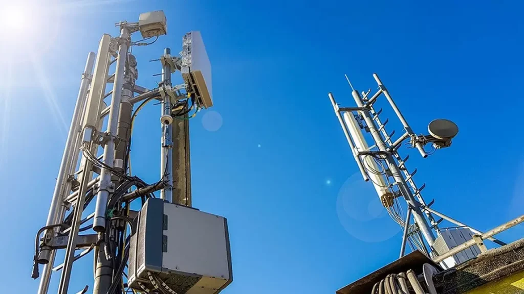 Revolución 5G en la Argentina: Claro enciende la alarma sobre el freno regulatorio que podría dejarnos atrás