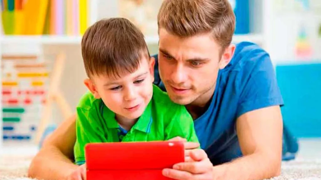 Revolución Digital en el Aula: Cómo la Tecnología Redefine la Crianza y la Enseñanza en Argentina