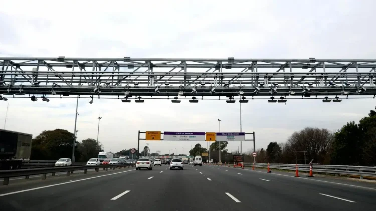 Revolución en las rutas: cómo funciona el nuevo peaje sin barrera en Buenos Aires y la clave para evitar multas millonarias