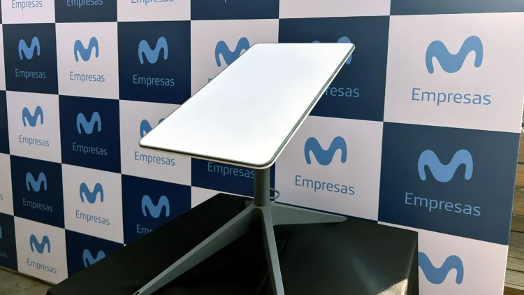 Batalla de Gigantes: ¿Starlink o Movistar? Revelamos quién ofrece la mejor velocidad, precio y cobertura