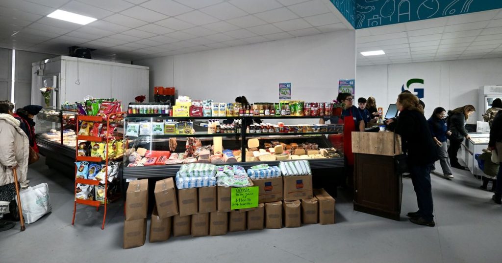 Descubrí cómo aprovechar las imperdibles ofertas del Mercado Bonaerense en La Plata con el combo ganador de Cuenta DNI y un 40% de descuento