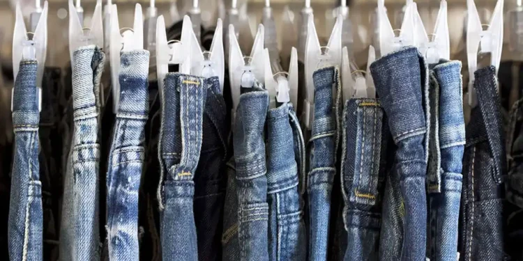 Descubrí las increíbles ofertas en supermercados: jeans a precios irresistibles y cuotas sin interés en Carrefour, Coto y Jumbo