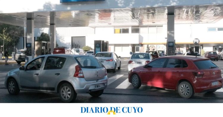 El ingenioso plan de las petroleras argentinas: ofertas irresistibles y servicios exclusivos para mantener la venta de combustibles