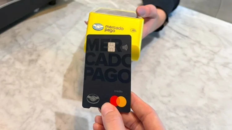 Revolución en Mercado Pago: Ahora también ofrece su propia tarjeta de crédito para conquistar el sector bancario