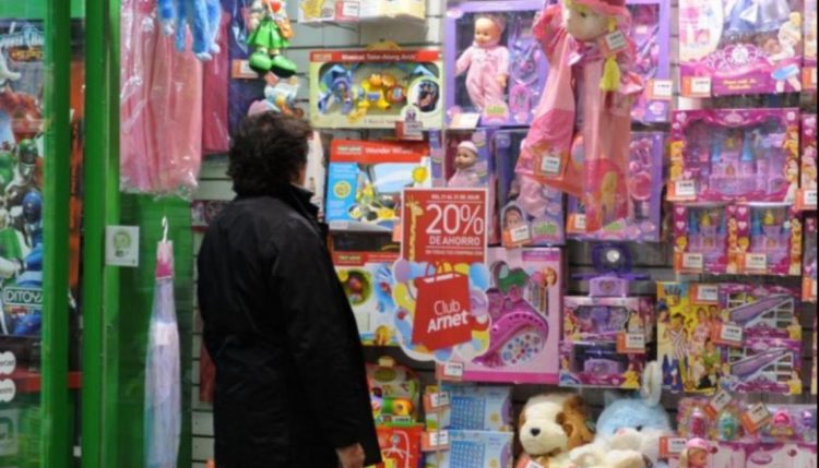 "Día del Niño 2025: Sorpresiva caída en las ventas de juguetes a pesar de las irresistibles promociones"