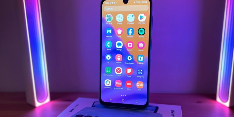 Así es el nuevo Samsung que arrasa en ventas por su precio y autonomía