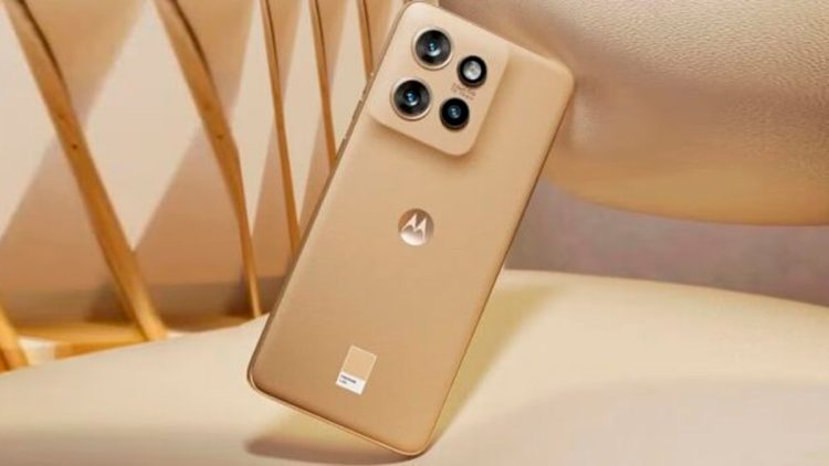 El celular que se volvió el favorito de los argentinos por su diseño y cámara: el nuevo Motorola que pisa fuerte