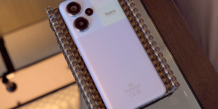 El celular que está dominando la gama media en 2025: Xiaomi Redmi Note 13 Pro 5G