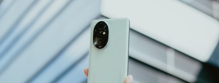 El celular que apunta directo al usuario exigente sin precio de gama alta: HONOR 200 Pro 5G