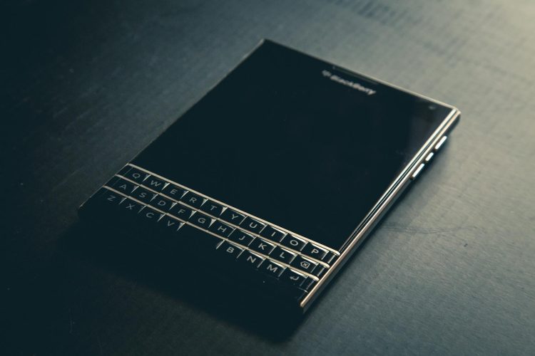 Crearon un BlackBerry “industria Argentina”: cómo será según la inteligencia artificial
