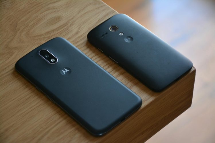 Qué teléfono Motorola conviene comprar