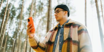 Un nuevo celular ultra resistente llega a la Argentina: batería gigante y protección contra golpes