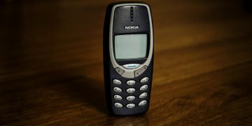 Nokia 1100 versión 2026: el regreso del celular más resistente con tecnología actual
