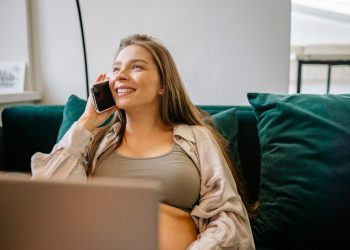 Tecno Phantom V Fold 2, el celular plegable de $2 millones que desafía a las marcas líderes