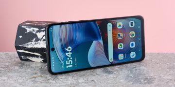 La compra inteligente en Musimundo: El Moto G55 5G bajó un 30% y tiene cuotas fijas para ganarle a la inflación