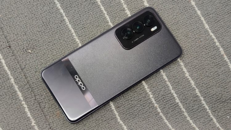 Inteligencia Artificial para el día a día: El Oppo Reno 12 Pro debuta con 12 cuotas sin interés