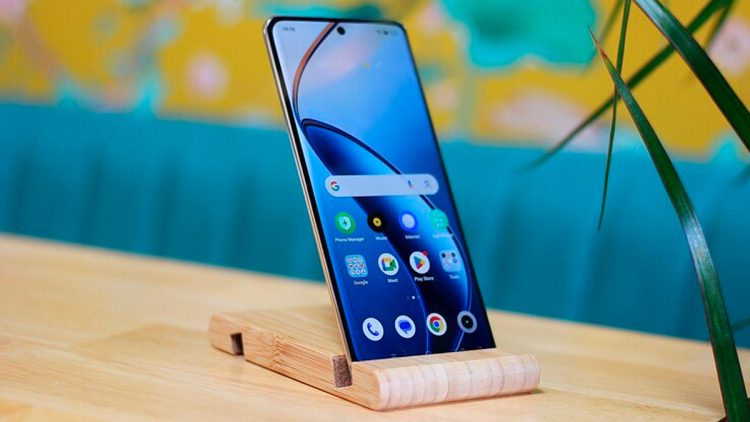 Zoom de película: El Realme 12 Pro+ baja de precio y ofrece hasta 18 cuotas fijas