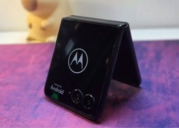 El plegable de tus sueños bajó de precio: Frávega liquida el Motorola Razr 60 en 12 cuotas sin interés