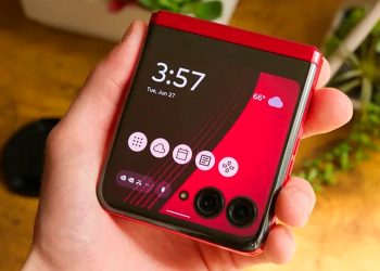 Últimas unidades: El plegable más deseado de Motorola cae a precio de gama media y vuela de los estantes