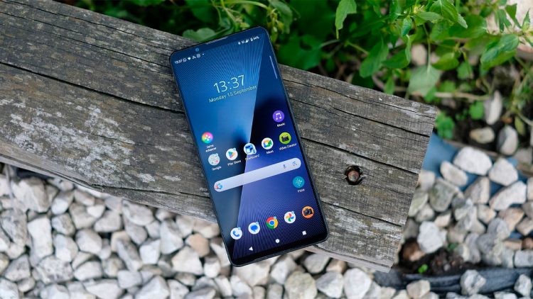 El adiós al modo automático: El Sony Xperia que prefieren los fotógrafos bajó de precio y es una joya oculta