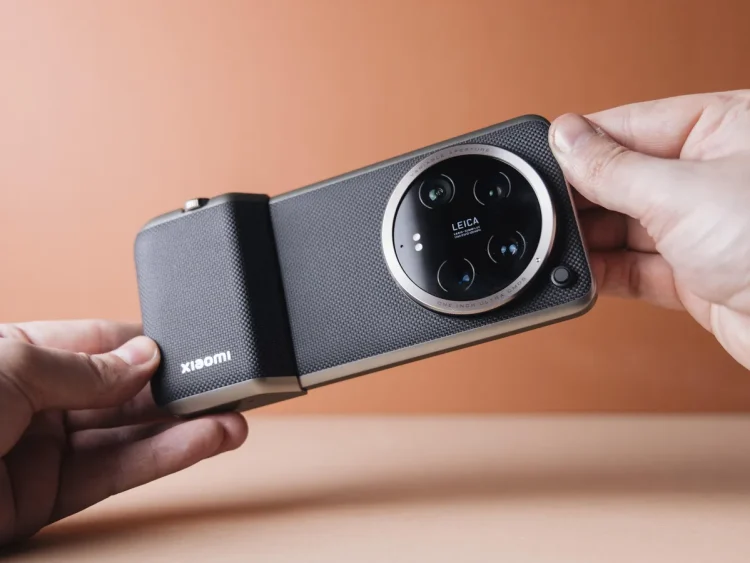 ¿Celular o cámara Leica? El Xiaomi 14 Ultra y el kit que jubila a las cámaras profesionales