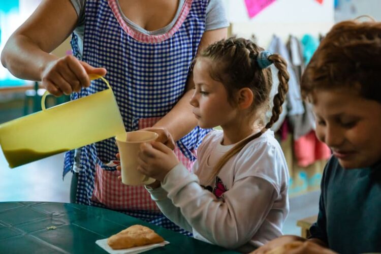 AUH: cuándo cobro la Asignación por Hijo de septiembre si mi DNI termina en 6