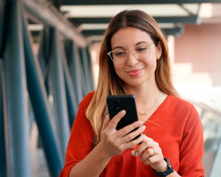 25% de reintegro en App YPF con tus tarjetas Ualá