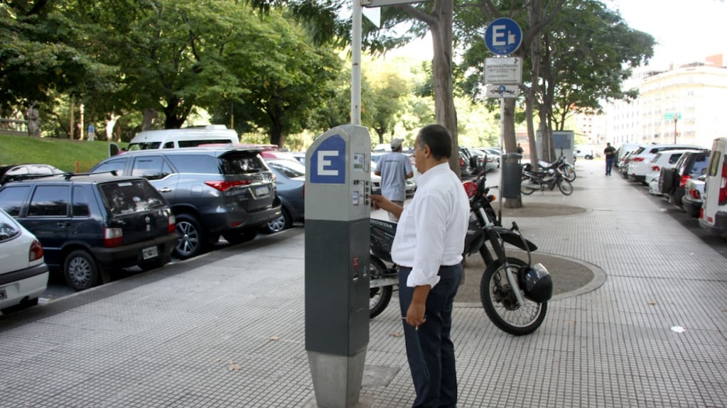 ¿Desde qué hora es gratis estacionar en todas las zonas de CABA?