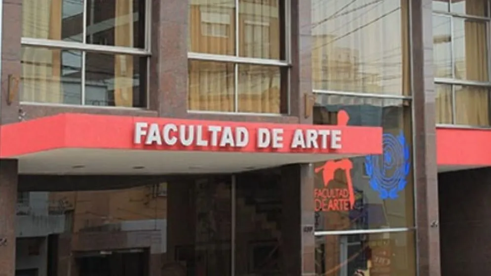 Gabriela Pérez Cubas Revela Detalles Únicos: "Nuestra Oferta de Postgrado está Viva y en Movimiento" - Descubre las Oportunidades