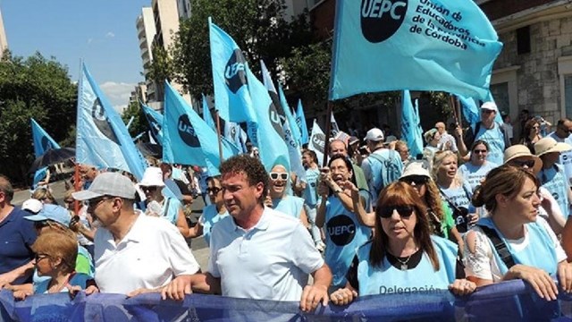 UEPC Acepta Oferta Salarial del Gobierno de Córdoba: Detalles y Repercusiones