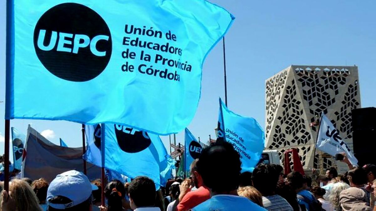 UEPC Inicia Asamblea: Mayoría de Departamentos Aprueba la Propuesta Salarial de la Provincia - Enterate de los Detalles Aquí