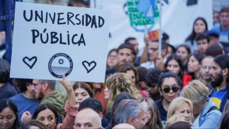 Paro Universitario en UNCuyo: Impacto Notable a Pesar de Descuentos Salariales | Agencia de Noticias FARCO