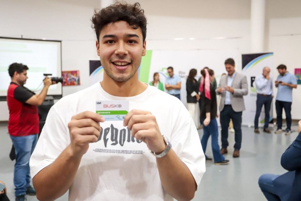 Descuentos en Transporte para Estudiantes en Río Negro: Viaja a la Universidad a Precios Reducidos