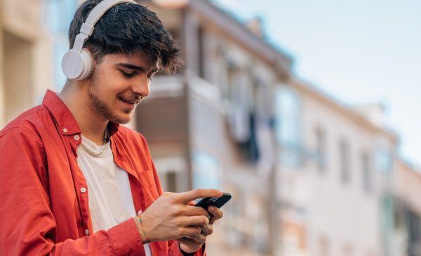 <h1>Oferta Histórica: Supermercado "Liquida" Auriculares y Smartwatches con Descuentos Increíbles</h1>