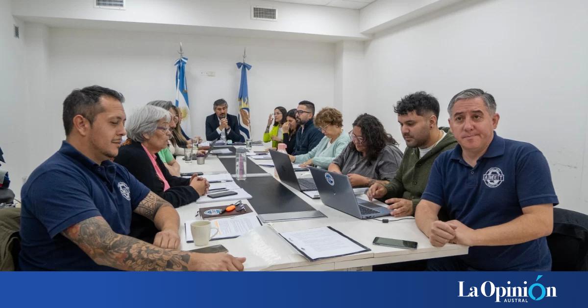 Última Hora: Docentes Técnicos de AMET Aceptan Nueva Oferta del Gobierno - Detalles Completos Aquí