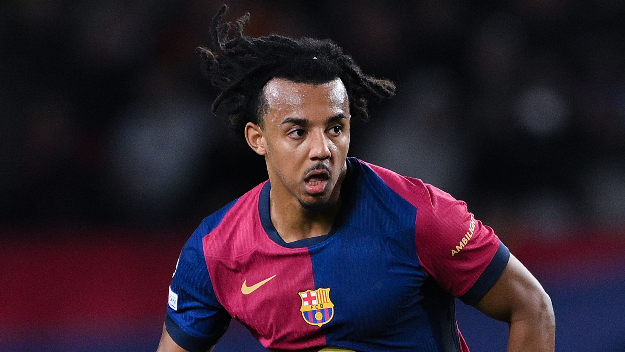 Chelsea Prepara Oferta por Jules Kounde para el Verano: Buscan Alternativa a Dean Huijsen, Objetivo del Real Madrid