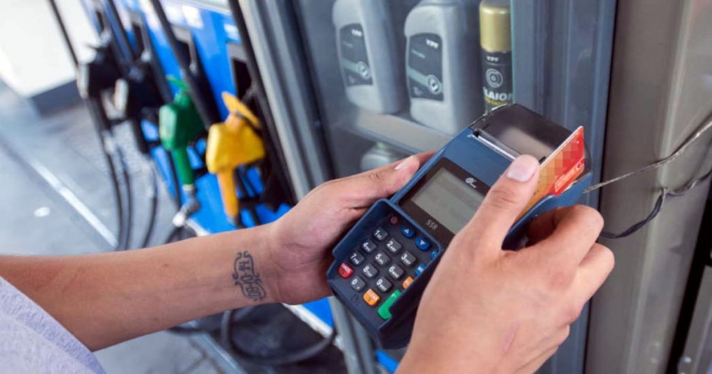 Descuento en Nafta y Gasoil en Abril 2025: Ahorra Hasta un 30% en YPF, Shell, Axion y Puma – Descubre las Ofertas Especiales | Servicios Financieros | La Voz del Interior