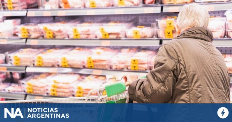 Javier Milei y la Anses anuncian reembolso de descuentos en consumo mientras enfrentan déficit en fondos para jubilaciones