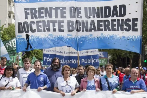 Expectativa en Buenos Aires: ¿Cuál será la nueva oferta salarial para docentes y estatales?