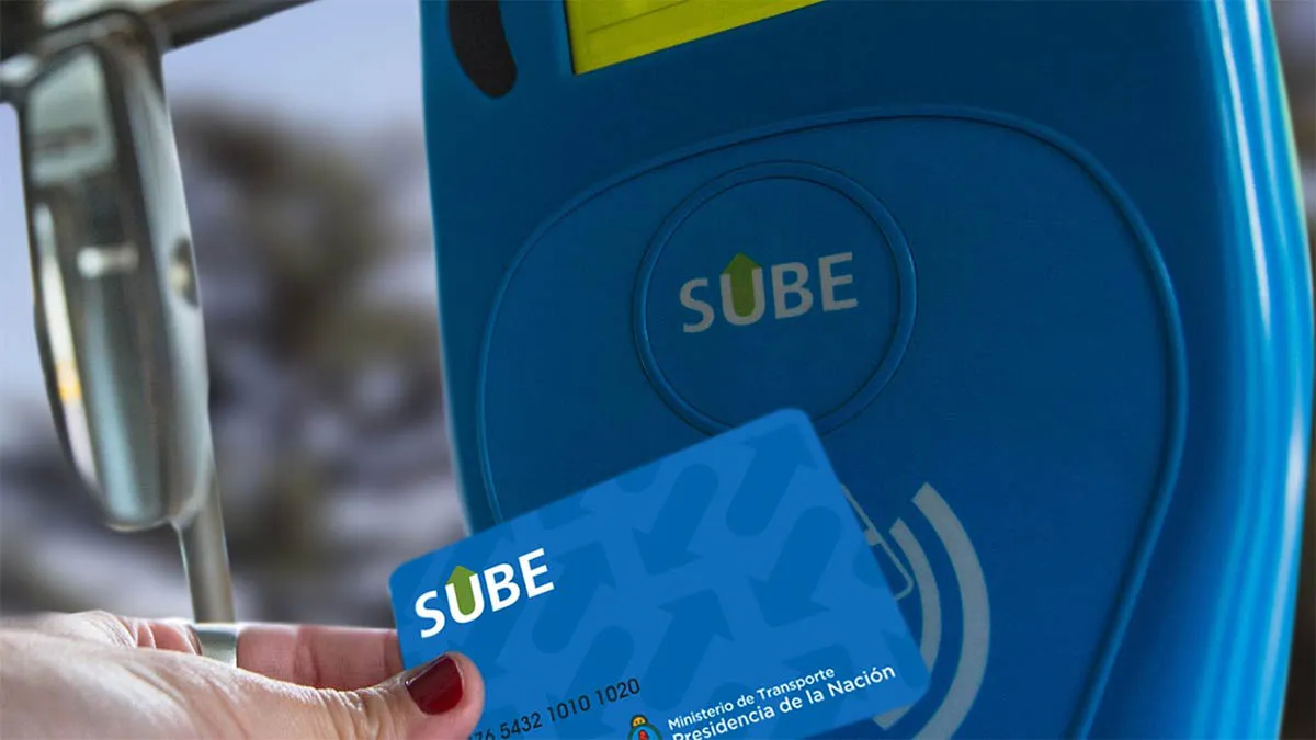Descubre si calificas para viajar gratis o con descuento tras el último aumento del boleto