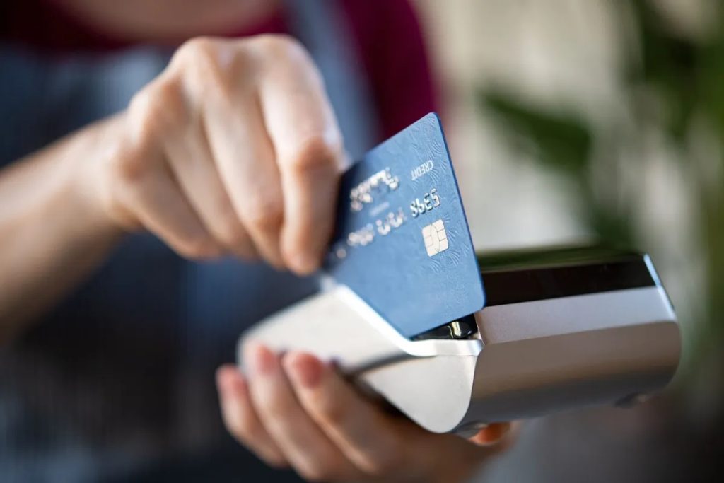 Intriga financiera: el secreto detrás del boom de las tarjetas de crédito en Argentina