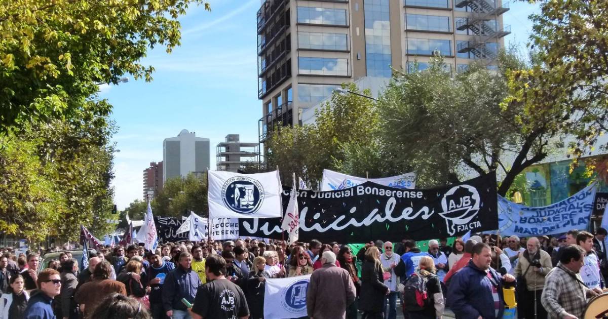 Crisis en el salario: los judiciales bonaerenses en pie de guerra