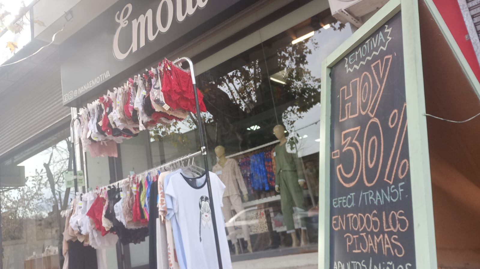 Emotiva sorprende con ofertas imperdibles en ropa deportiva